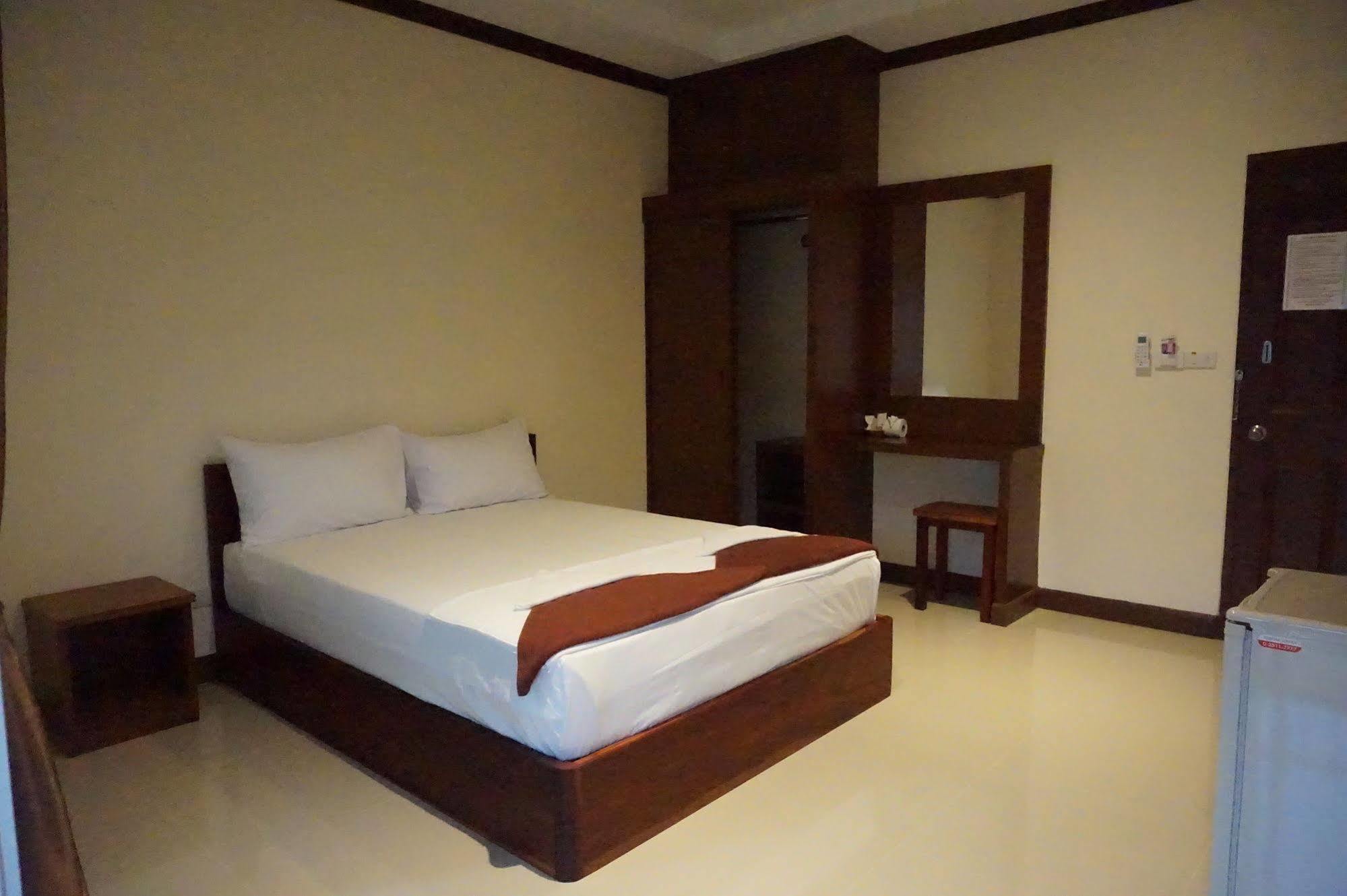 Snowhouse Aonang Krabi Hotel Ao Nang Exterior foto