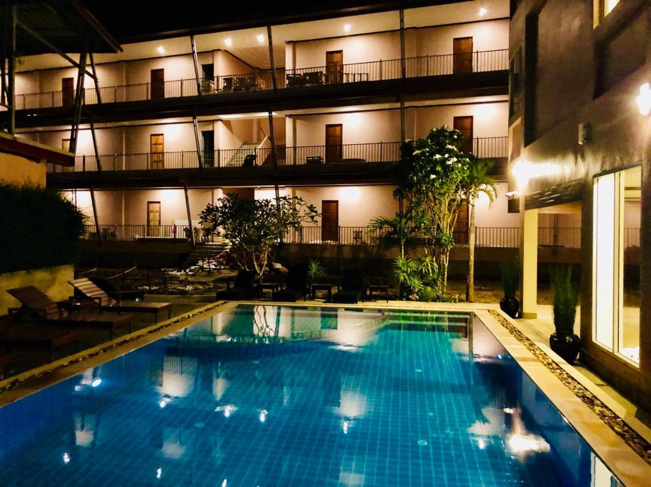 Snowhouse Aonang Krabi Hotel Ao Nang Exterior foto